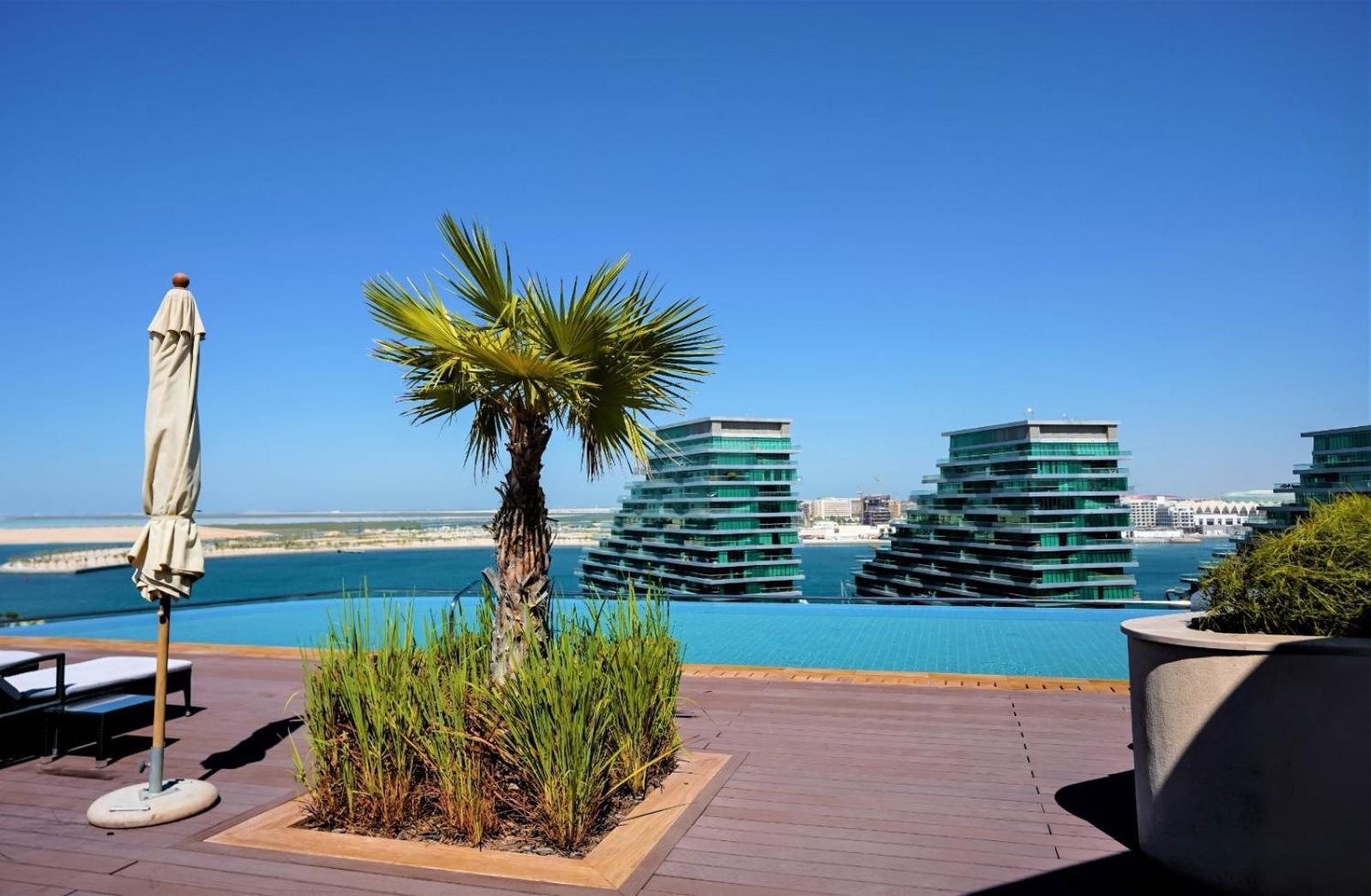 Voyage 5 Star Al Hadeel Sunset Sea View Apartment