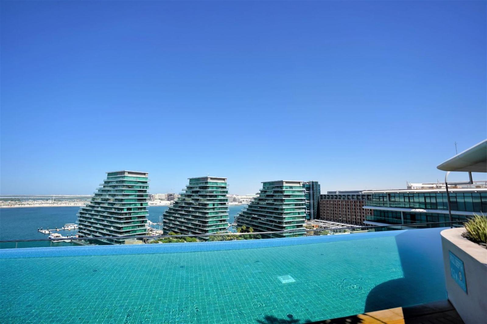 Voyage 5 Star Al Hadeel Sunset Sea View Apartment Abu Dhabi