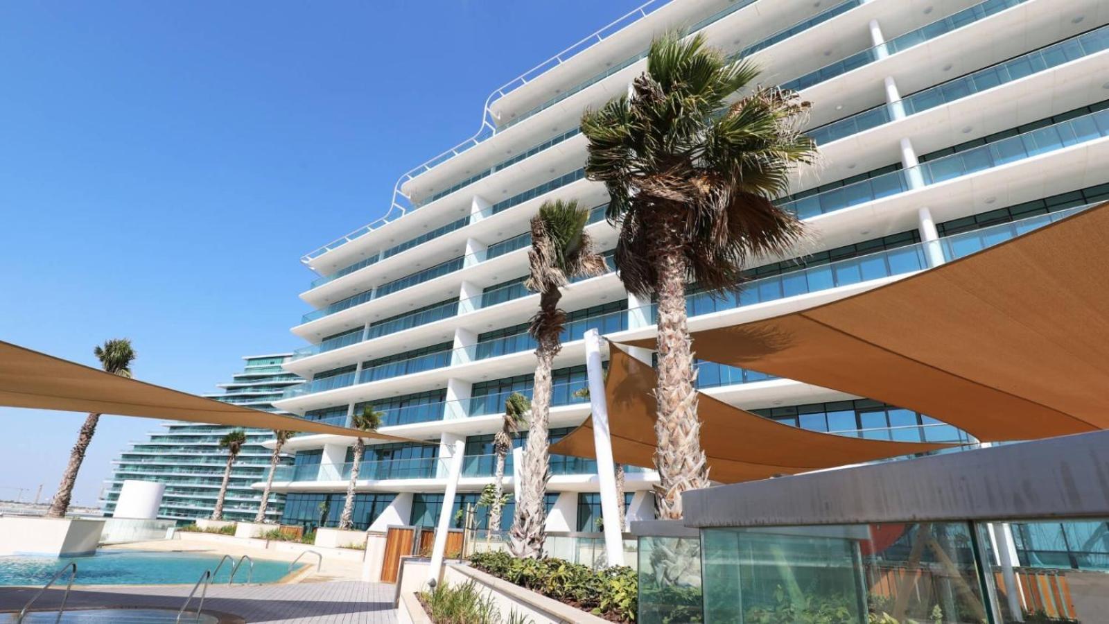 Voyage 5 Star Al Hadeel Sunset Sea View * Abu Dhabi