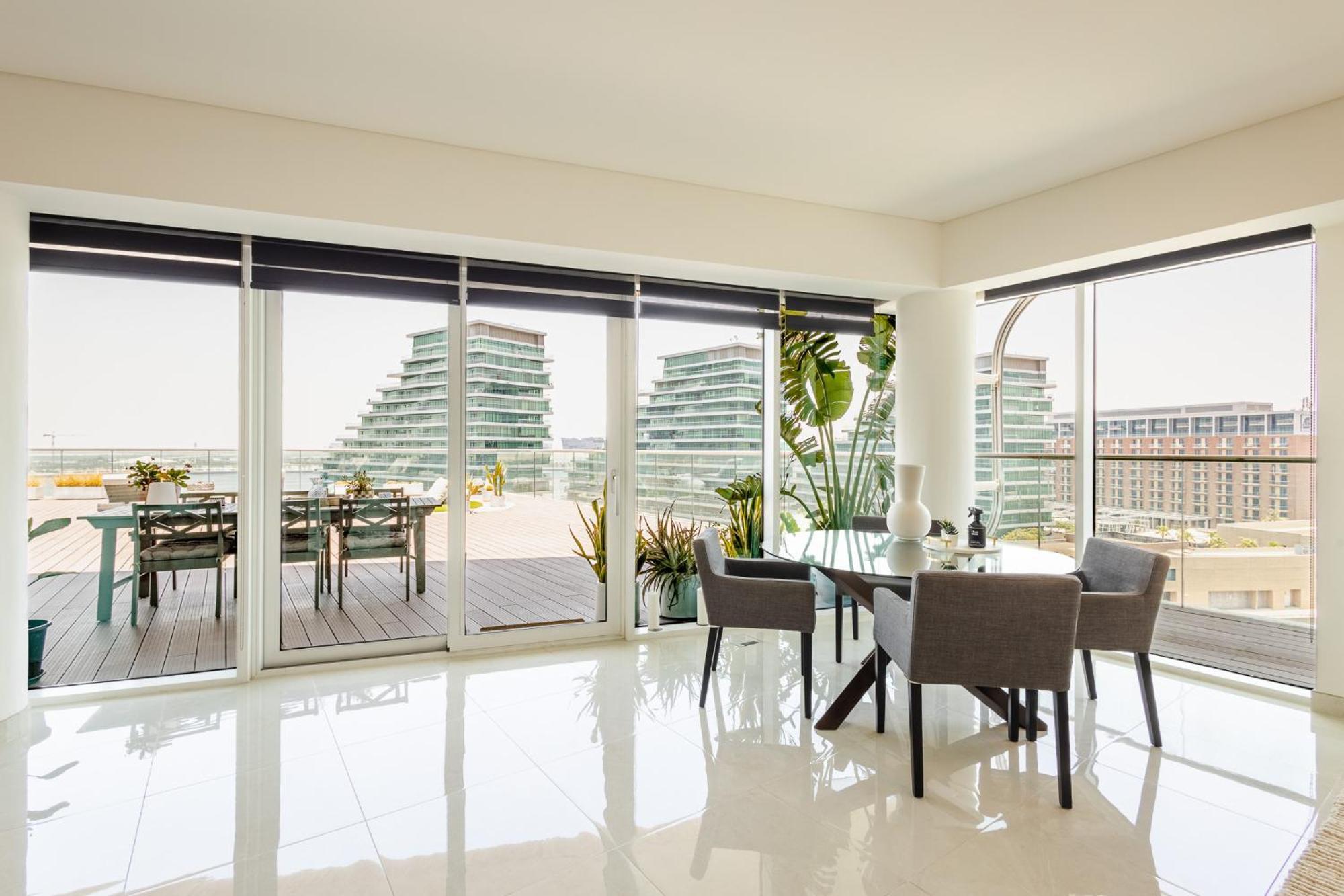 Voyage 5 Star Al Hadeel Sunset Sea View * Abu Dhabi