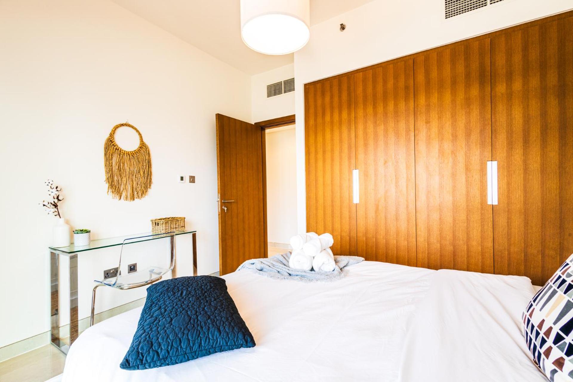 Voyage 5 Star Al Hadeel Sunset Sea View Apartment *